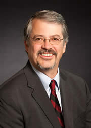 ˼��ȫ�򸱿�������Ӌ����ϯ���g(sh��)��Lew Tucker