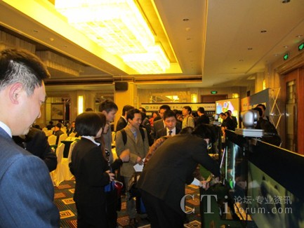 �c��(hu��)�ˆT�F(xi��n)��(ch��ng)�w�(y��n)�Ƅ�(d��ng)ҕ�l��(hu��)�h�a(ch��n)Ʒ