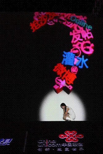 �ڽ���5�µ�һ��(ch��ng)��ý�w�������Ї�(gu��)(li��n)ͨչʾ����ӡ��֡��W(w��ng)���������оͰ�����΢��