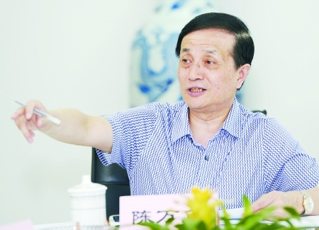 ȫ���˴�������������볣ί��ԭ�����f(xi��)����ϯ��f־