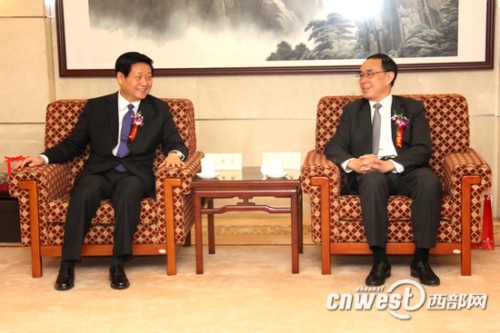 ���ʡί����ӛ��ʡ�L�w�����c�Ї�(li��n)ͨ������(j��ng)��������ͨ����