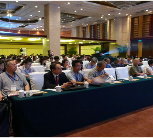 �D��2011�Ї����H��ý�wҕӍ�߷�Փ���߮a(ch��n)Ʒչʾ��Փ���F(xi��n)��